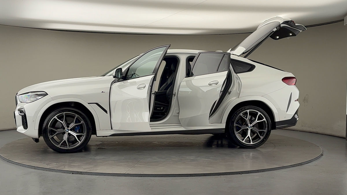 More views of BMW X6