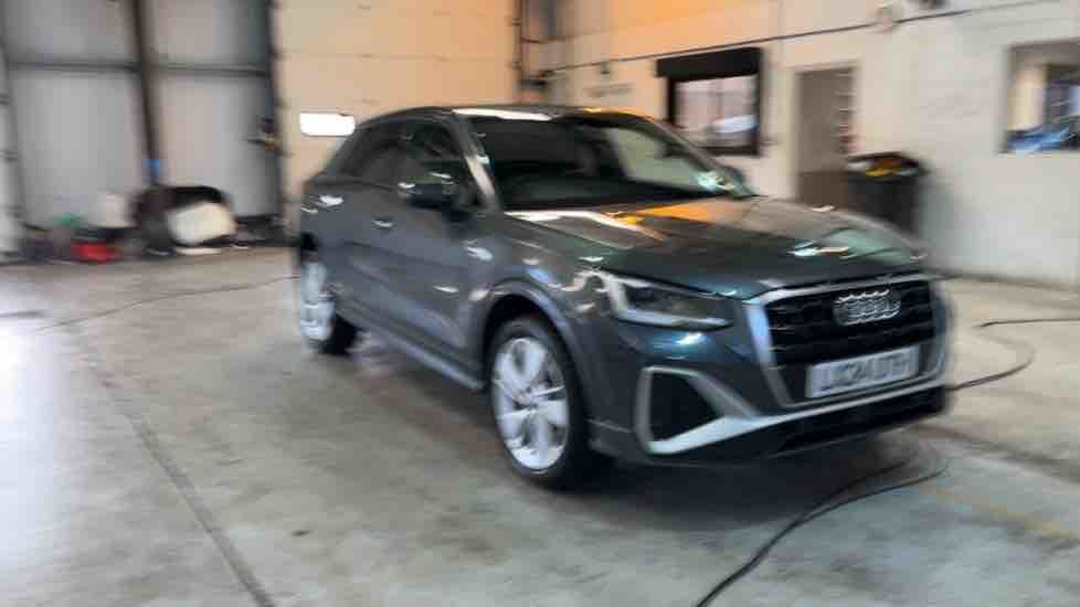 More views of Audi Q2