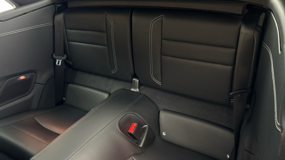 Porsche 911 Image 8