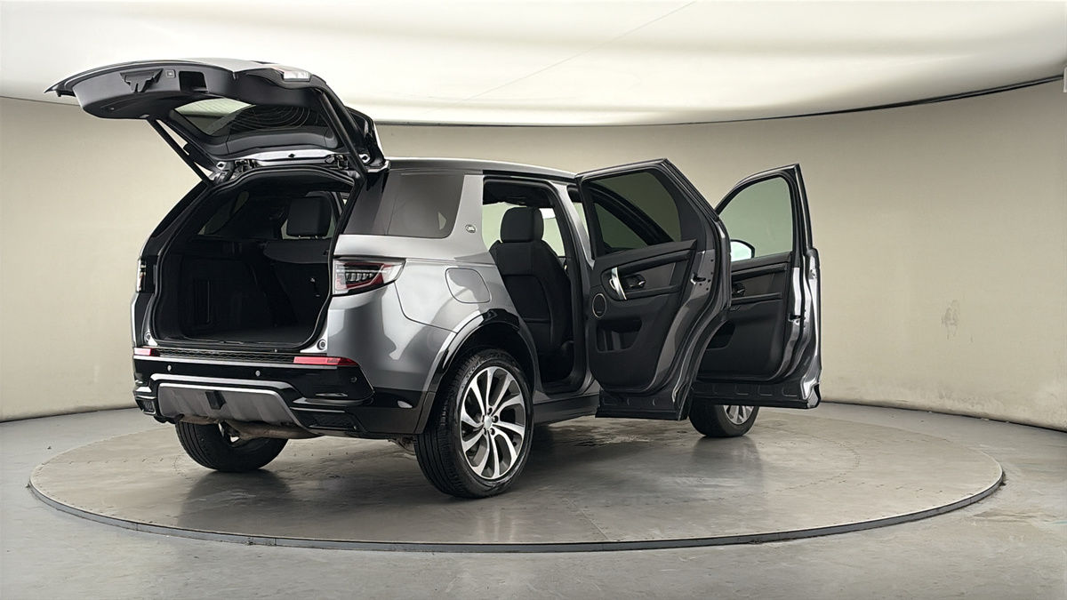 More views of Land Rover Discovery Sport