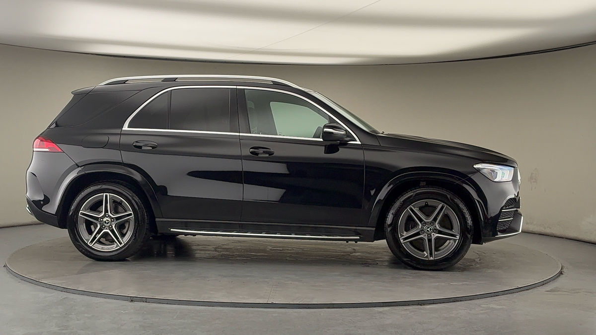 More views of Mercedes-Benz GLE