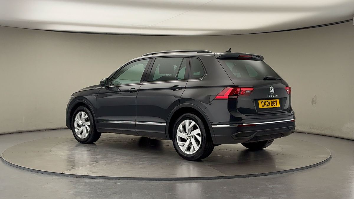 More views of Volkswagen Tiguan