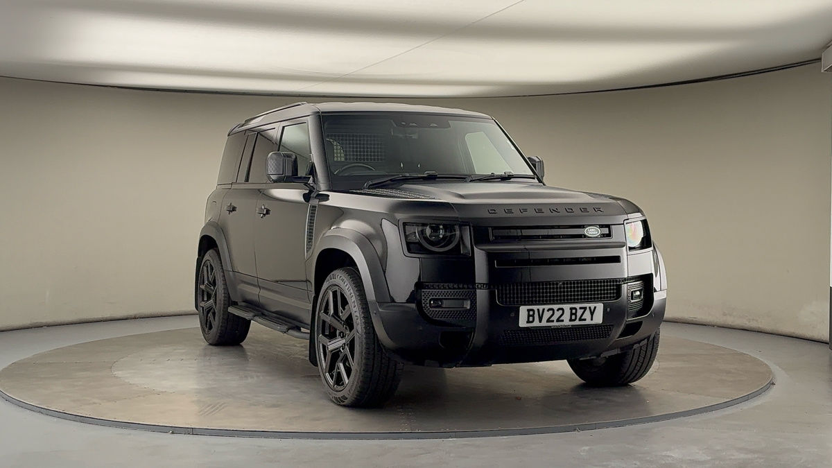 More views of Land Rover Defender 110