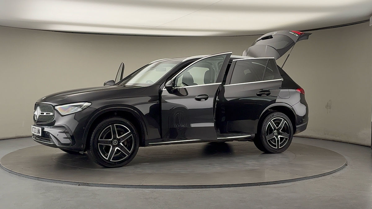 More views of Mercedes-Benz GLC