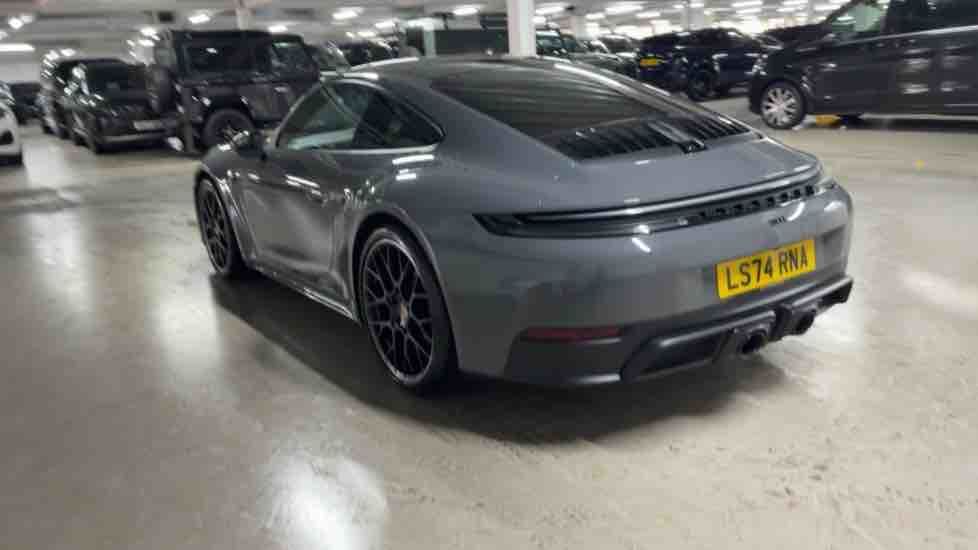 More views of Porsche 911