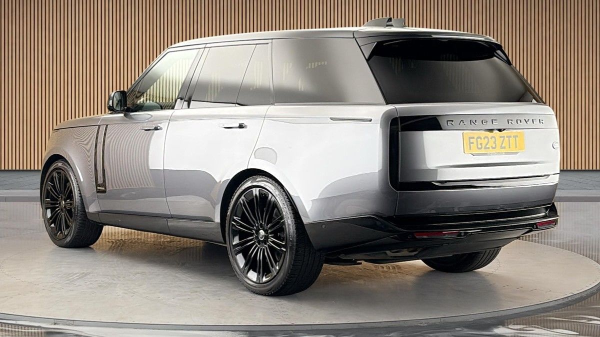 Land Rover Range Rover Image 2