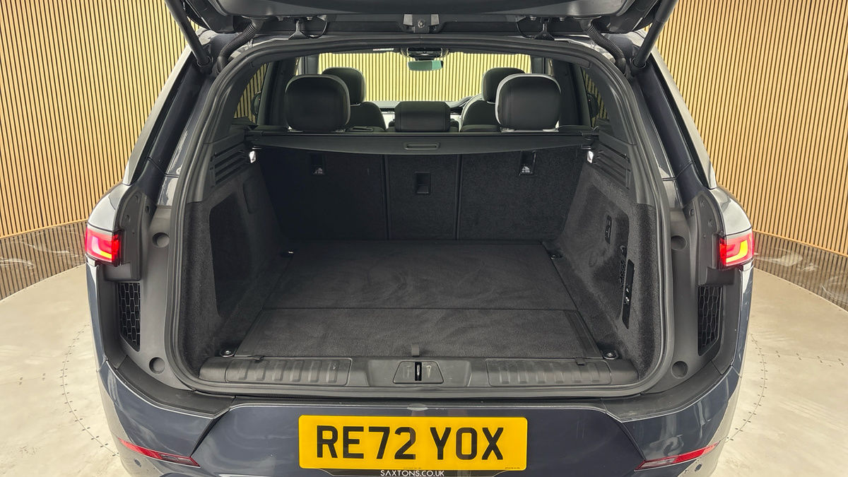 Land Rover Range Rover Sport Image 11