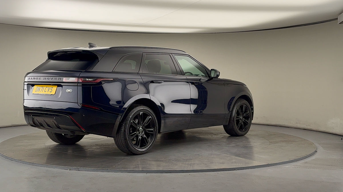 Land Rover Range Rover Velar Image 21