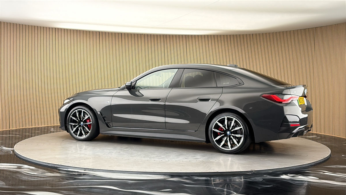 More views of BMW i4