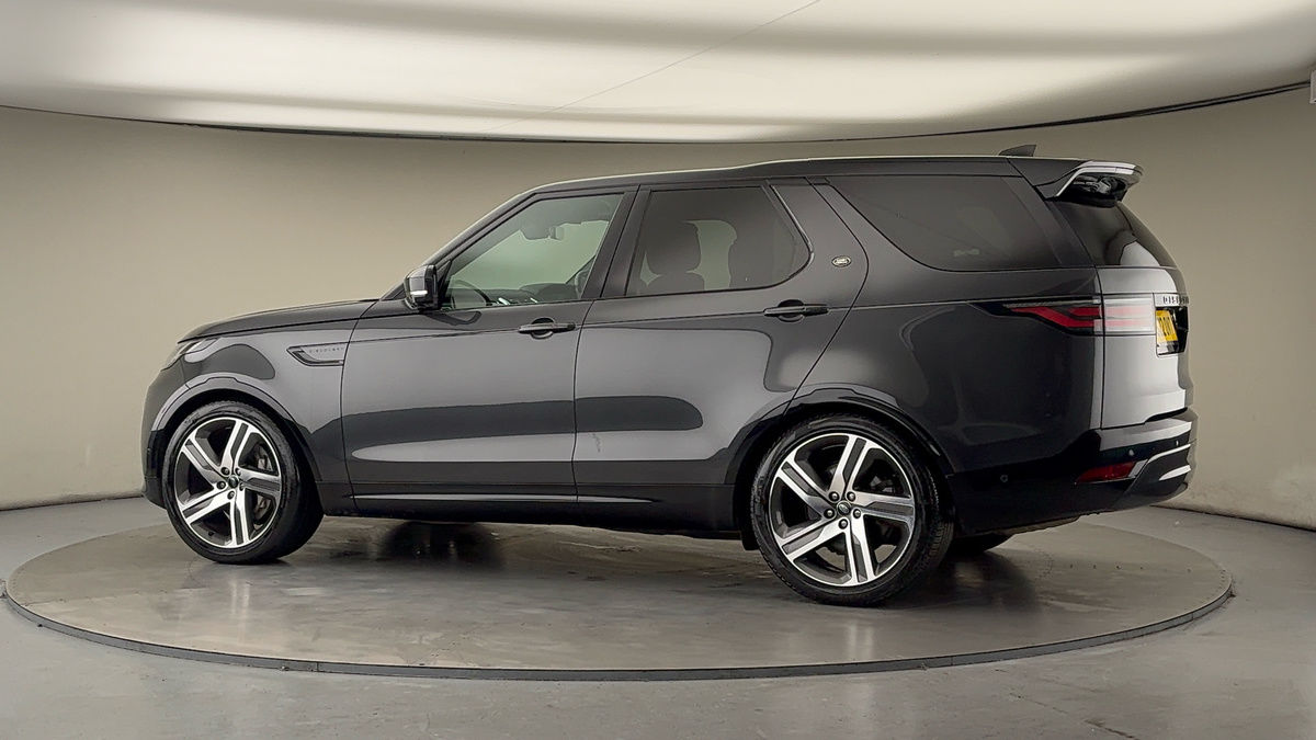 More views of Land Rover Discovery