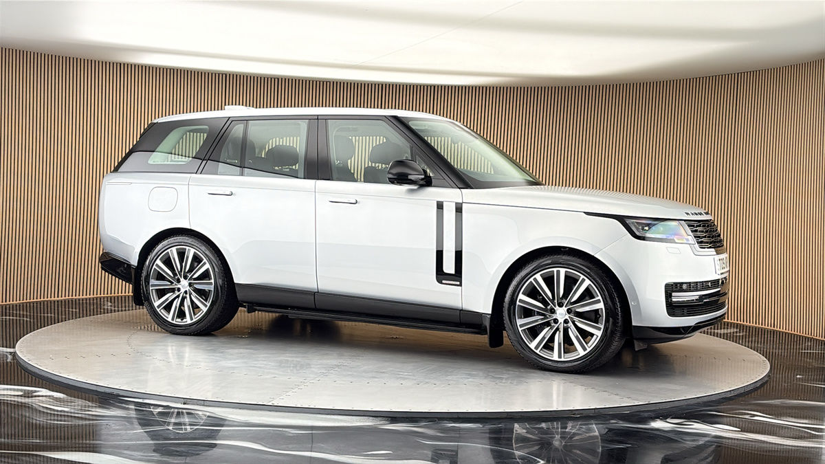 More views of Land Rover Range Rover