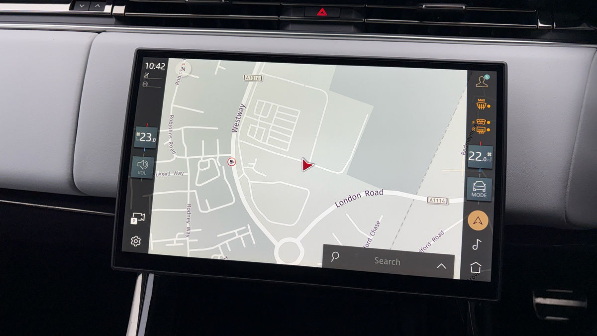 Land Rover Range Rover Sport Image 17