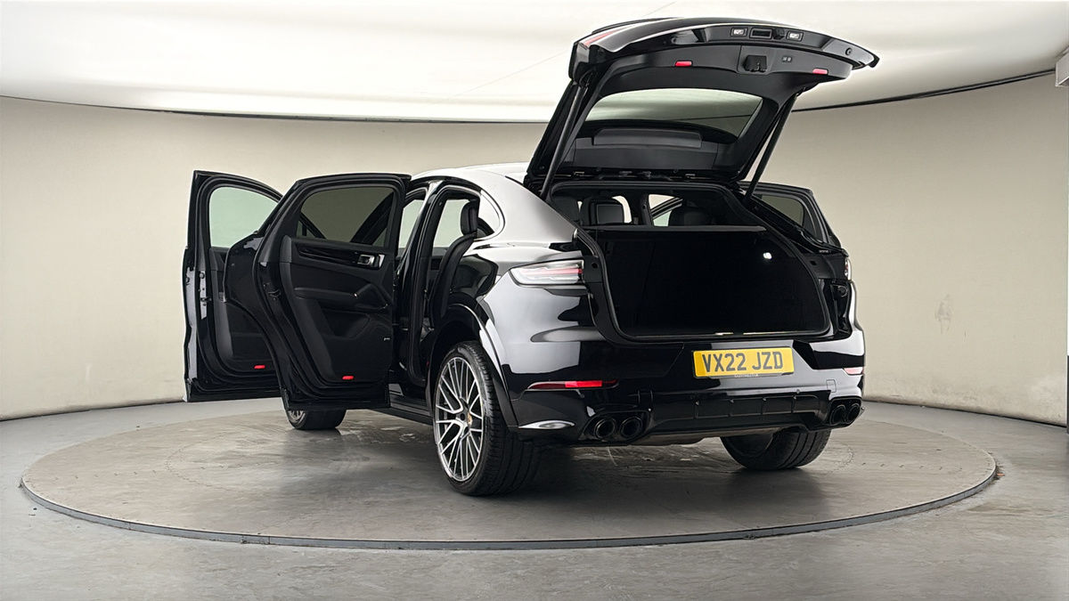 More views of Porsche Cayenne