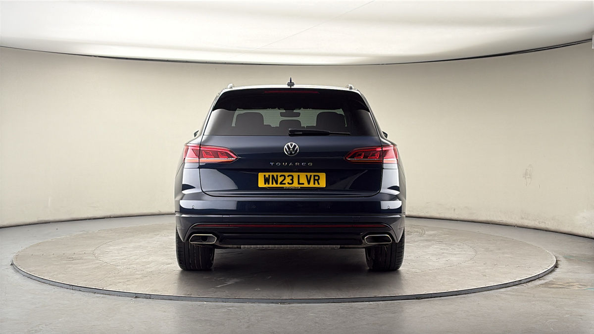 Volkswagen Touareg Image 4