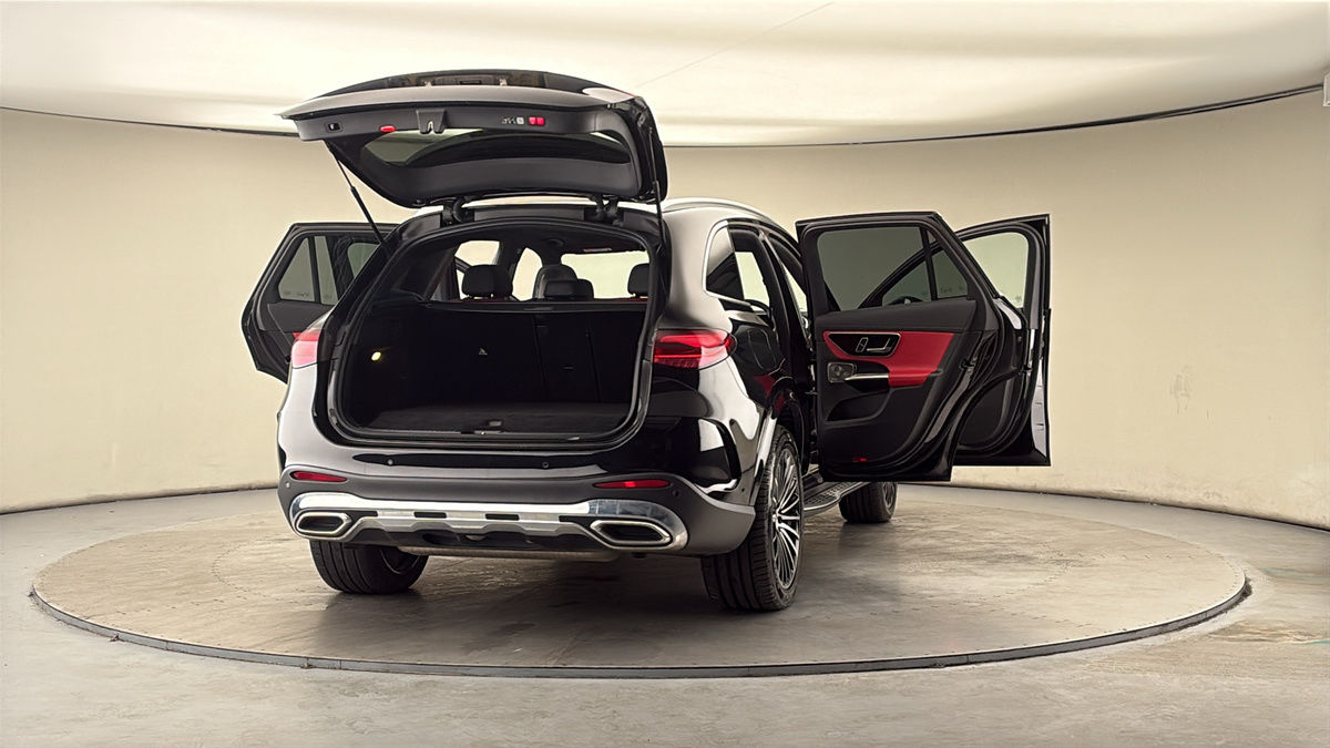 More views of Mercedes-Benz GLC