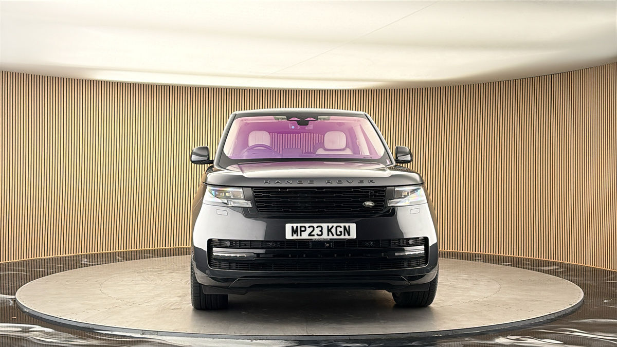 More views of Land Rover Range Rover