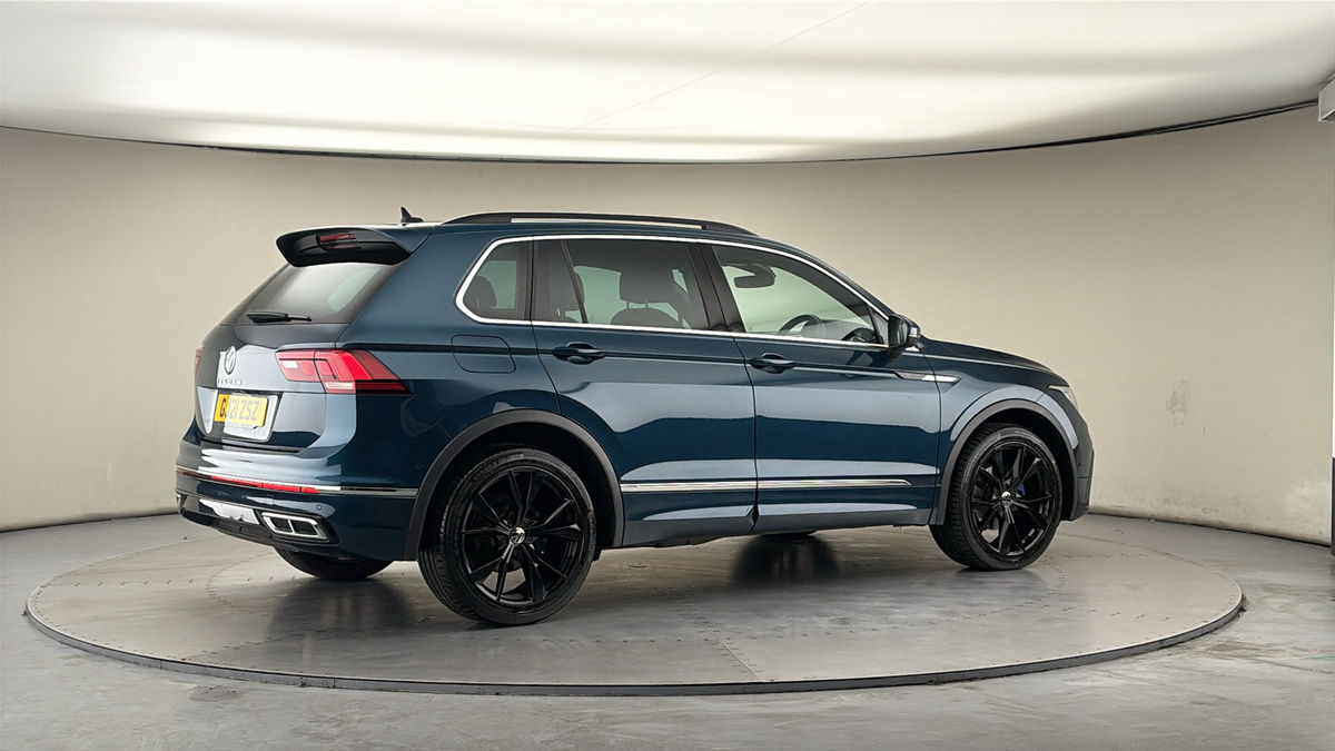 More views of Volkswagen Tiguan