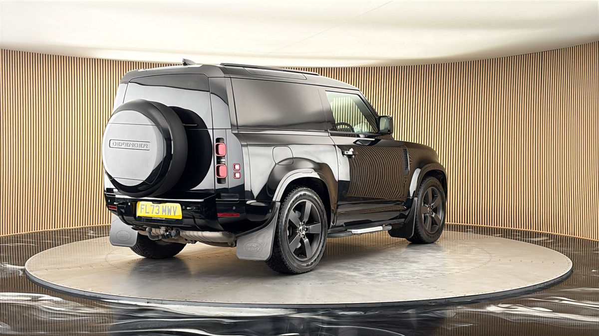 More views of Land Rover Defender 90