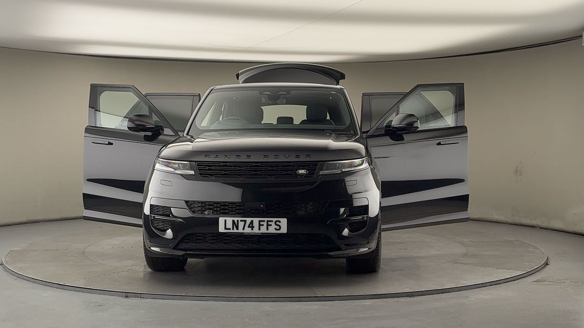 More views of Land Rover Range Rover Sport