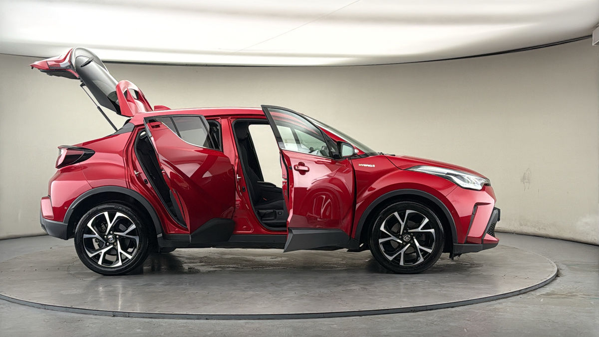 More views of Toyota C-HR