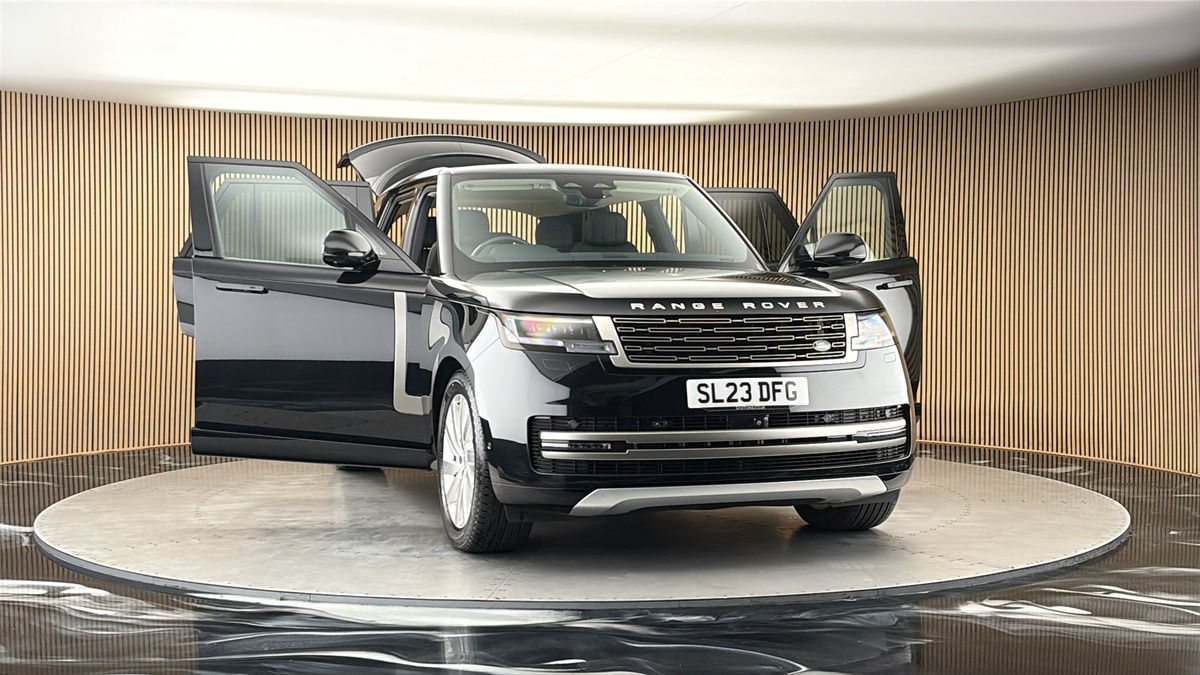More views of Land Rover Range Rover