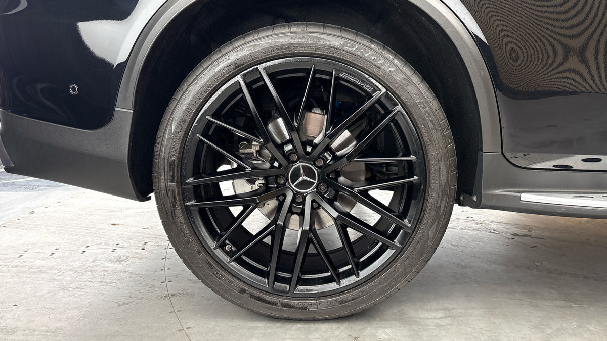 Mercedes-Benz GLC Image 10