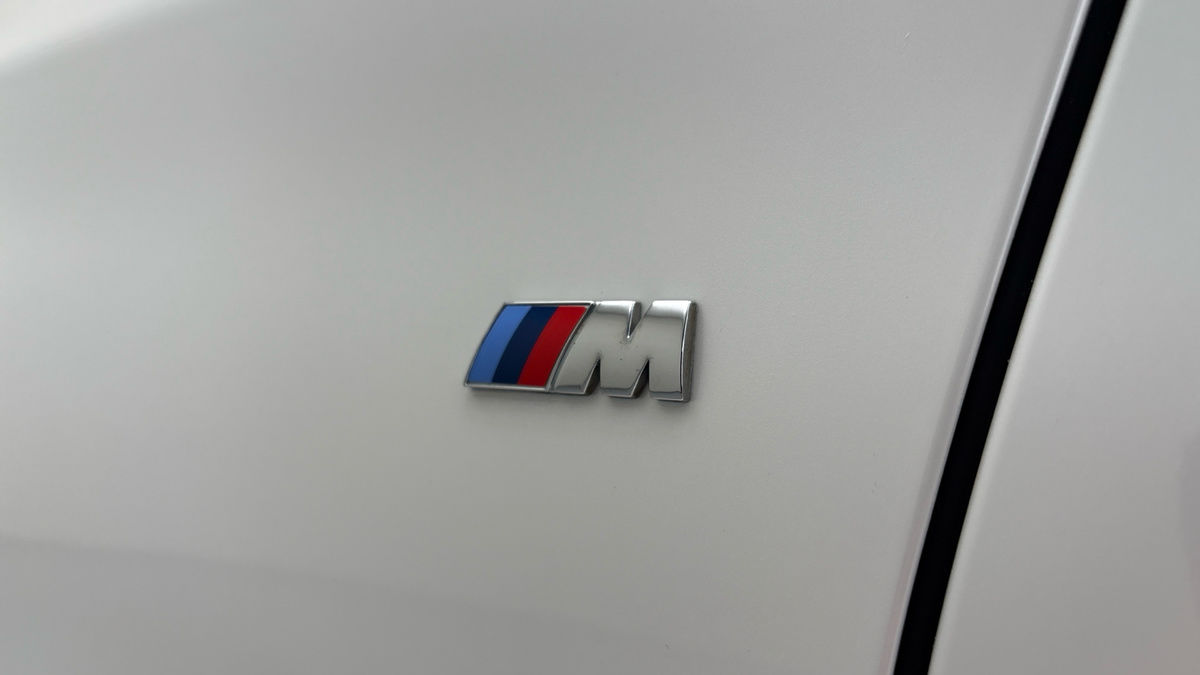 BMW 7 Series Image 25