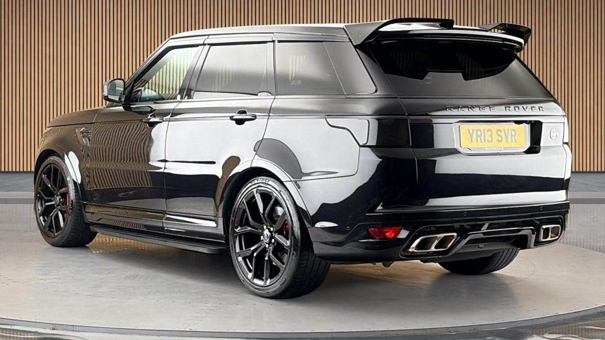 Land Rover Range Rover Sport Image 2