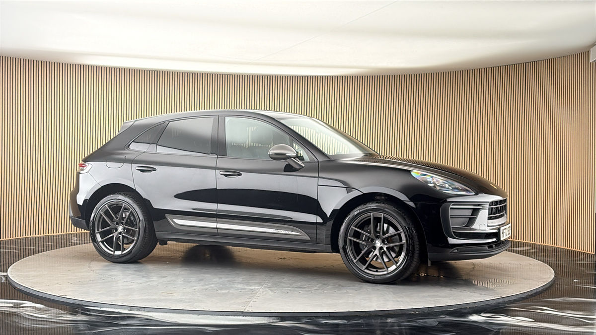 More views of Porsche Macan
