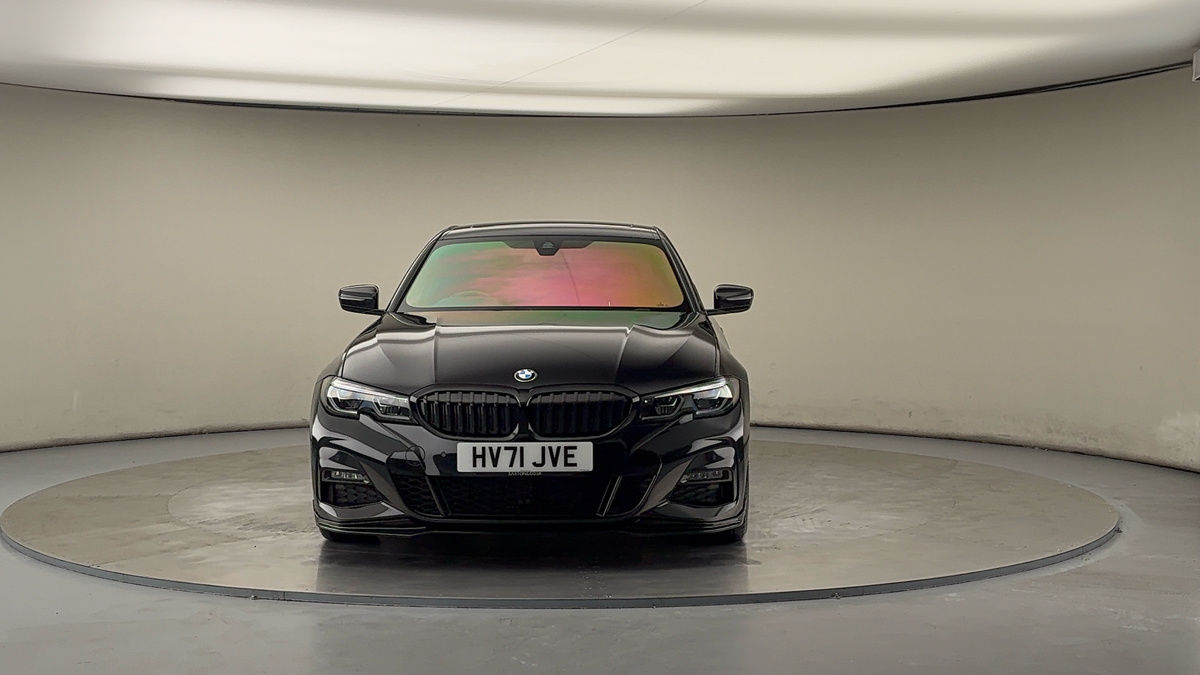 BMW 3 Series Image 3