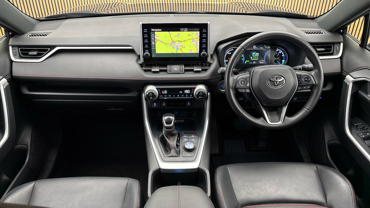 Toyota RAV4 Image 12