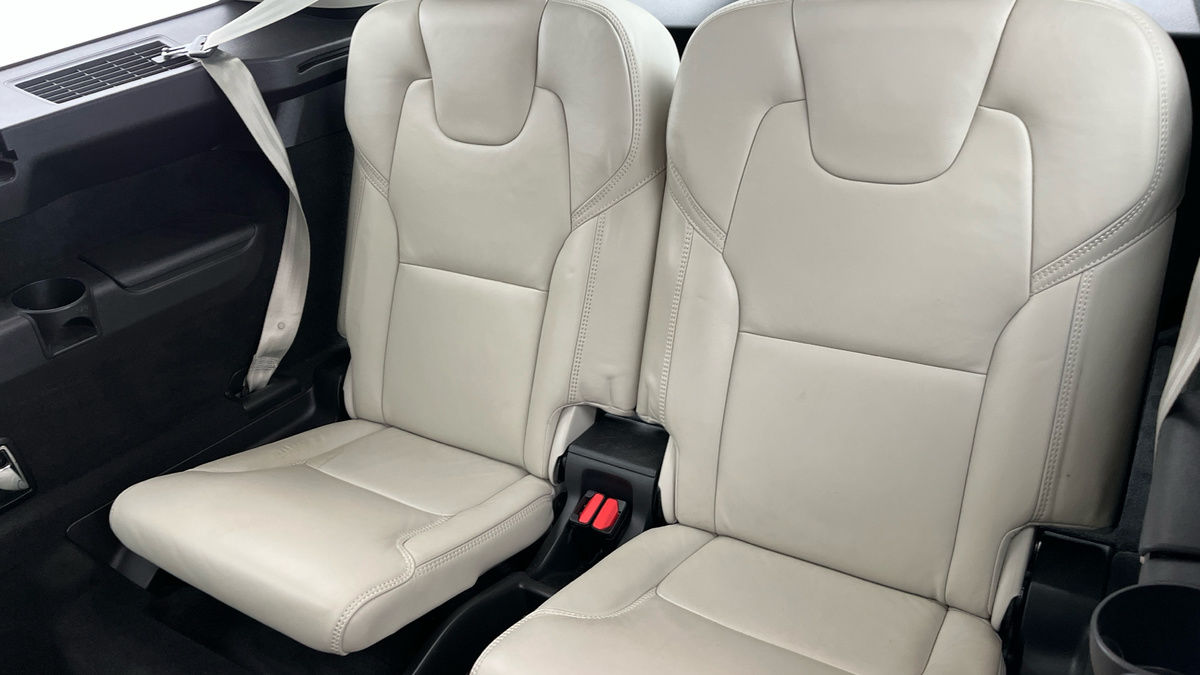 Volvo XC90 Image 25