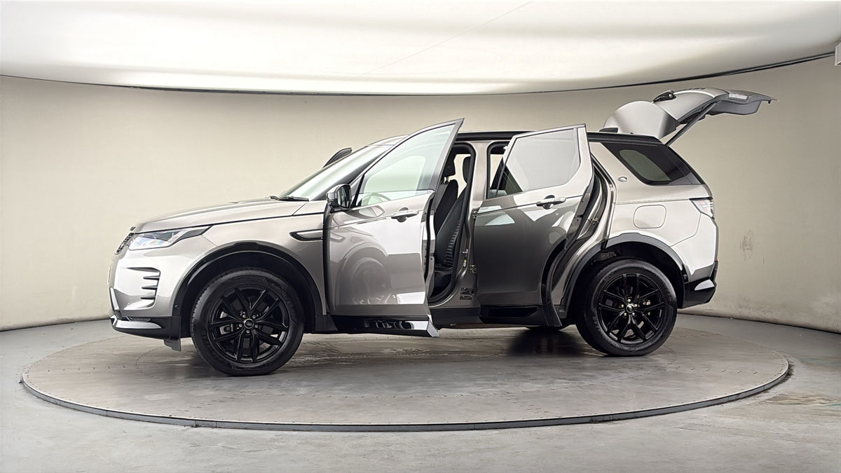 More views of Land Rover Discovery Sport