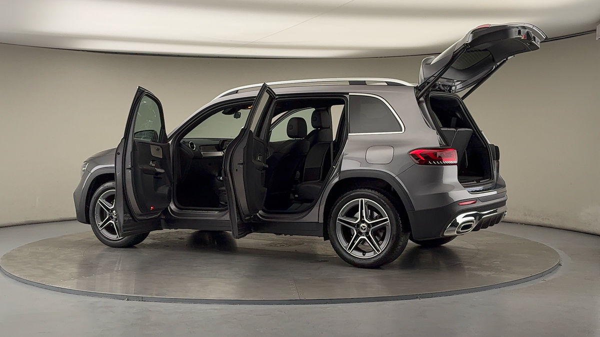 More views of Mercedes-Benz GLB