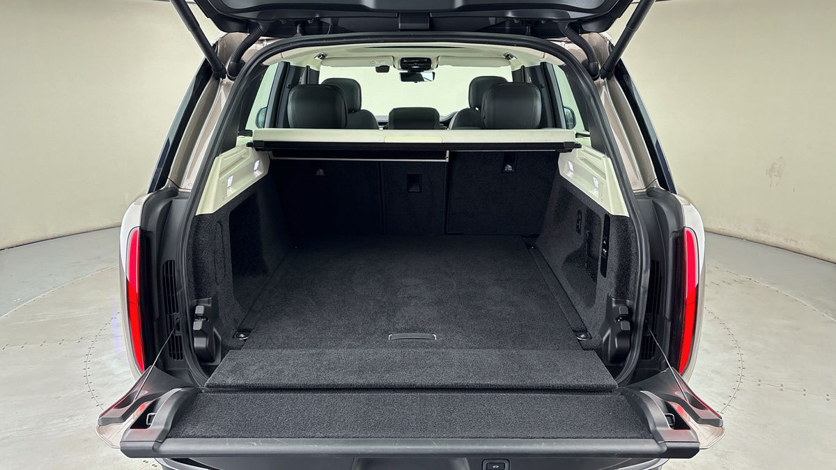 Land Rover Range Rover Image 11