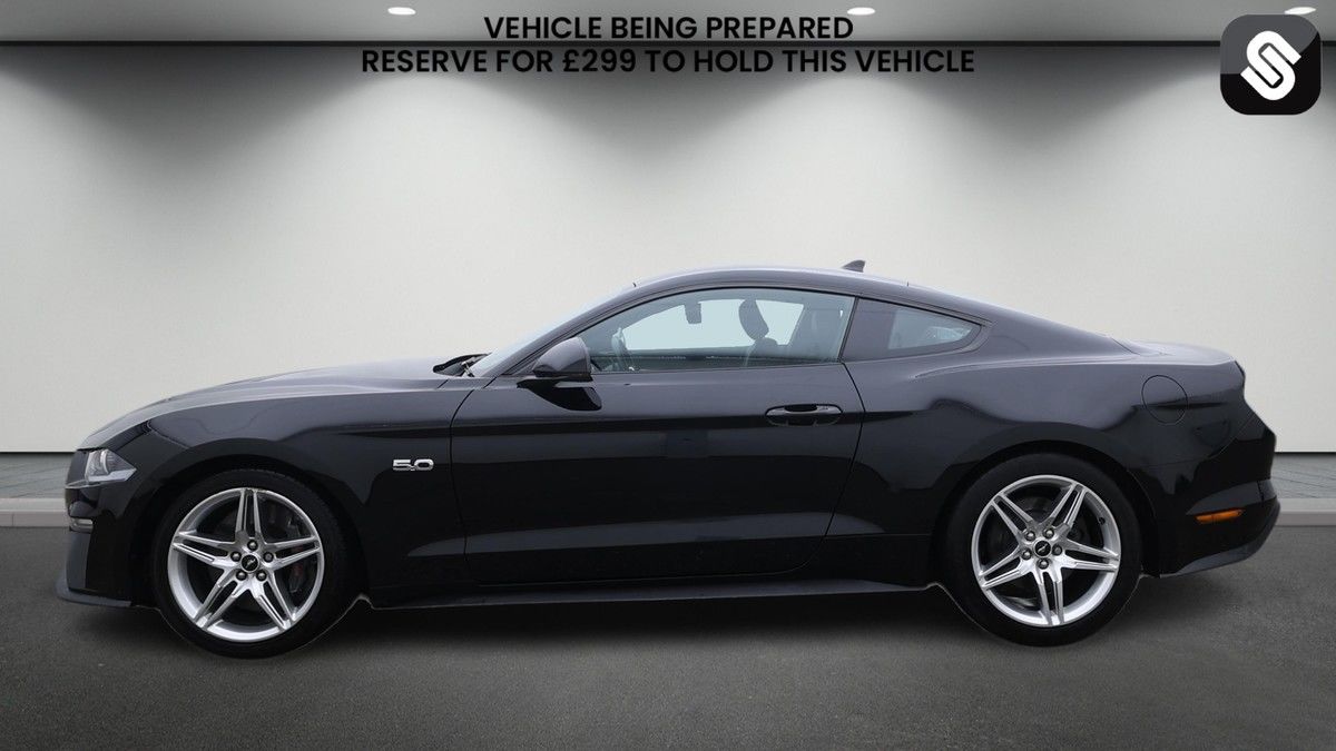 Ford Mustang Image 6