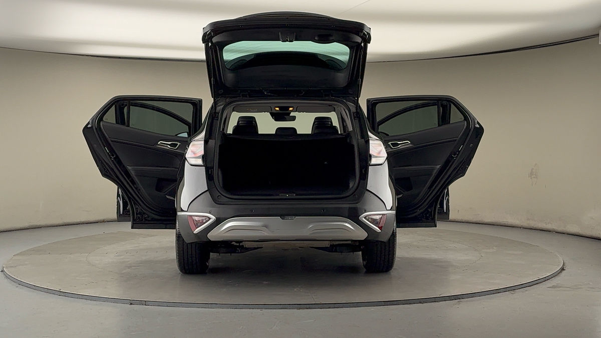 More views of Kia Sportage