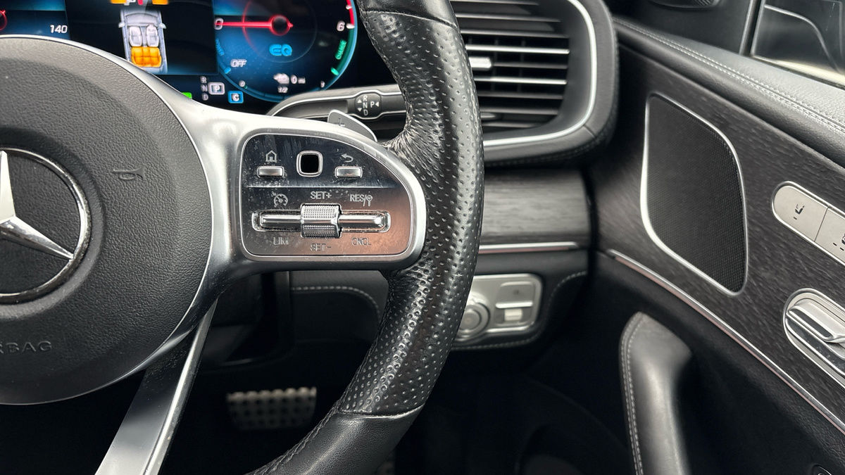 Mercedes-Benz GLE Image 14