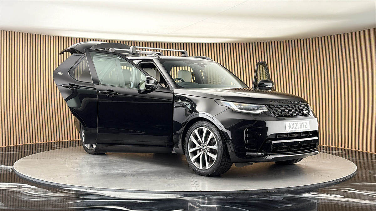 More views of Land Rover Discovery