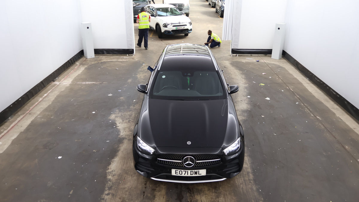 Mercedes-Benz E Class Image 7