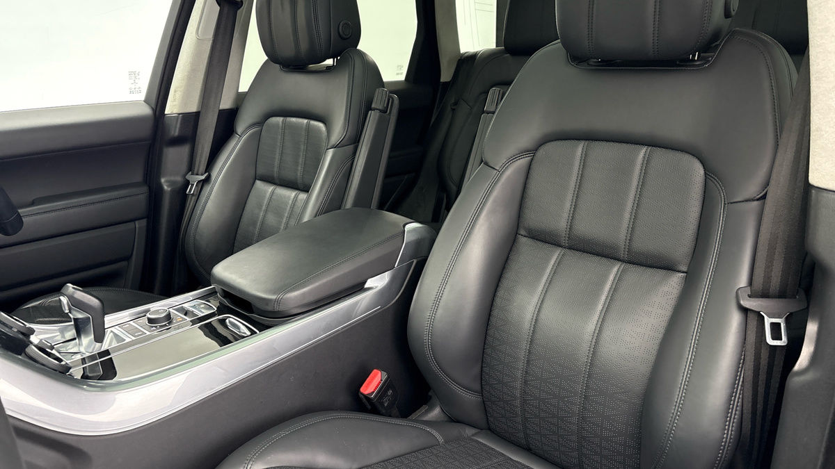 Land Rover Range Rover Sport Image 7