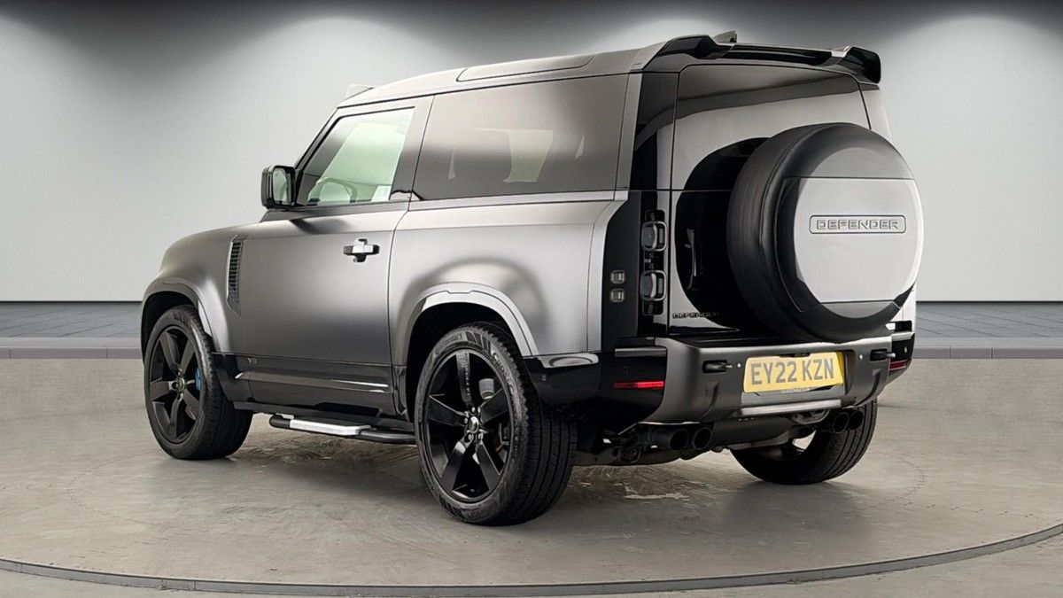 More views of Land Rover Defender 90