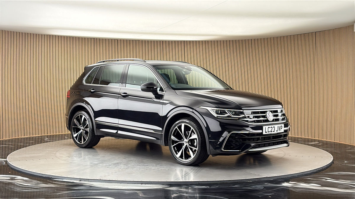 More views of Volkswagen Tiguan