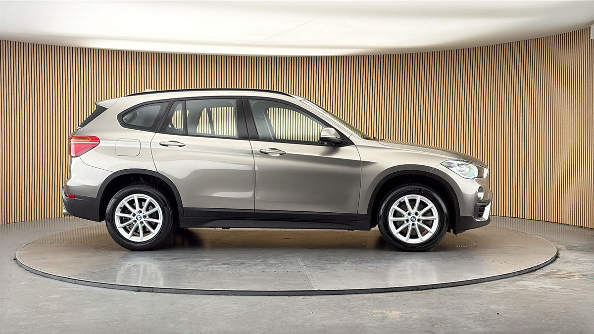 More views of BMW X1