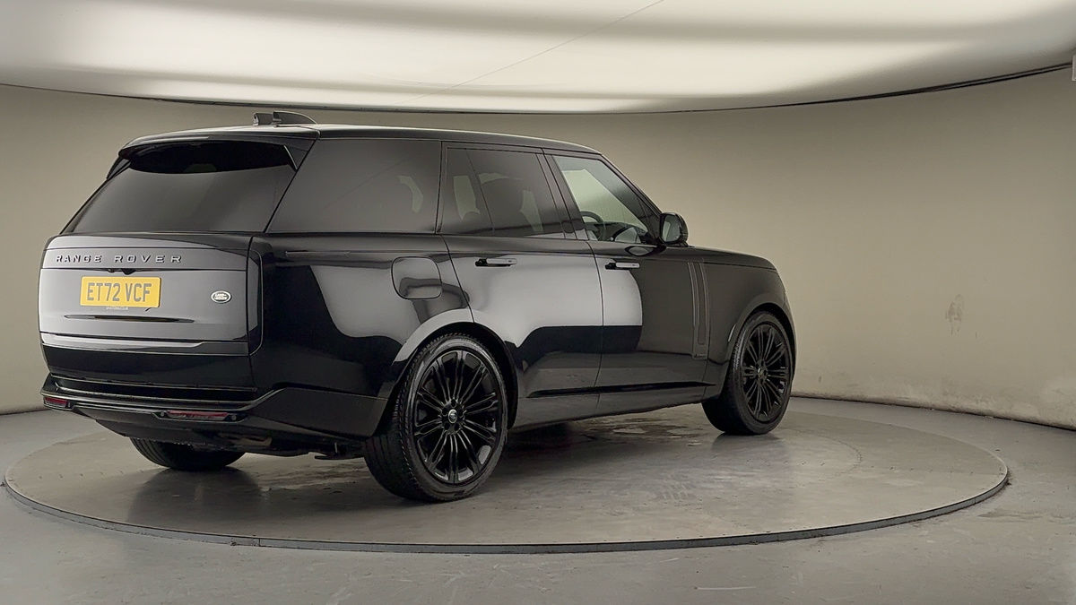 More views of Land Rover Range Rover