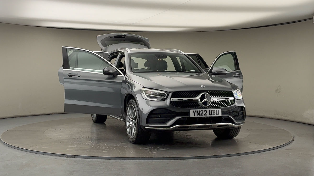 More views of Mercedes-Benz GLC