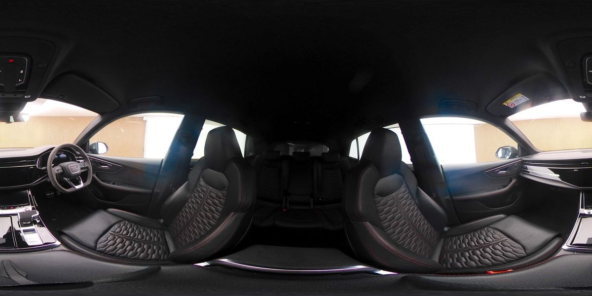 More views of Audi RSQ8