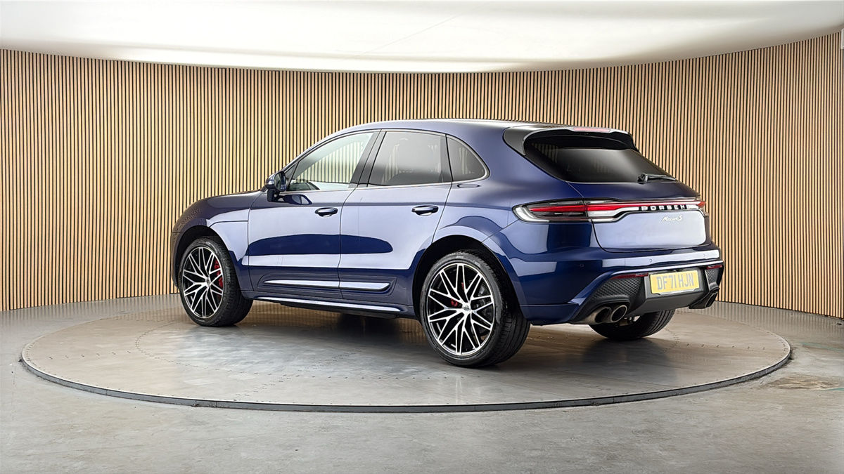 More views of Porsche Macan