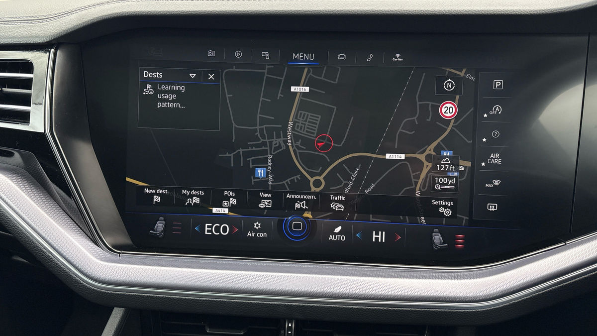 Volkswagen Touareg Image 17