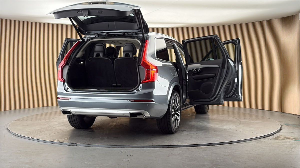 More views of Volvo XC90